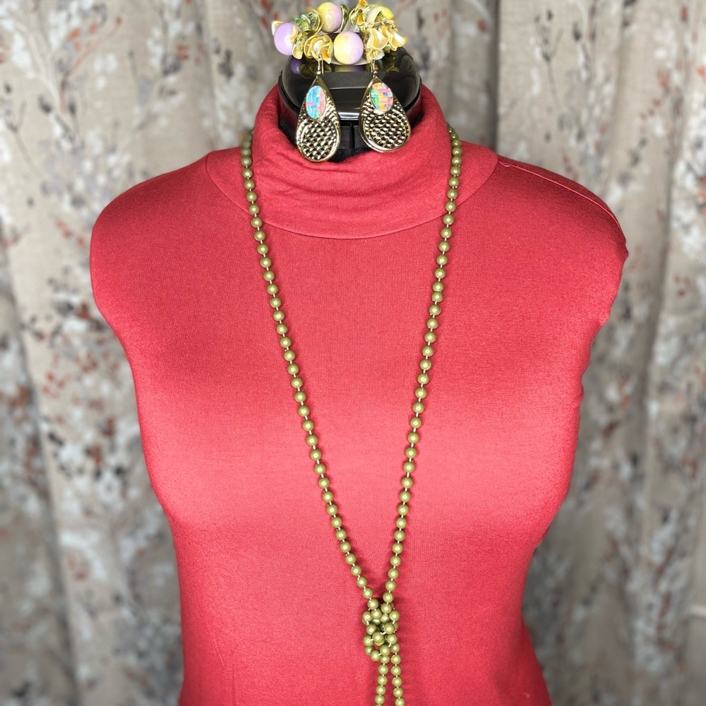 Pre-Treasured: Matching Miscellaneous Jewelry Set